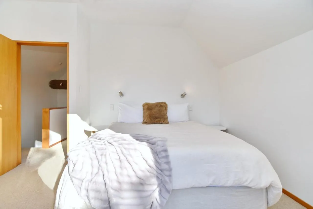 Bristol St - Christchurch Holiday Homes