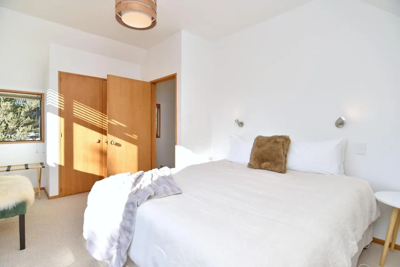 Bristol St - Christchurch Holiday Homes